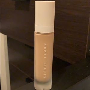 Pro Filt’r Soft Matte Longwear Foundation